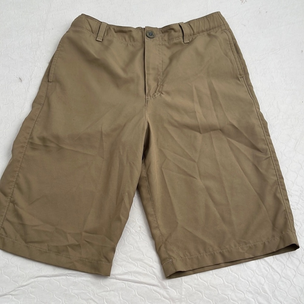 Under Armour Match Play tan adjustable waist performance shorts